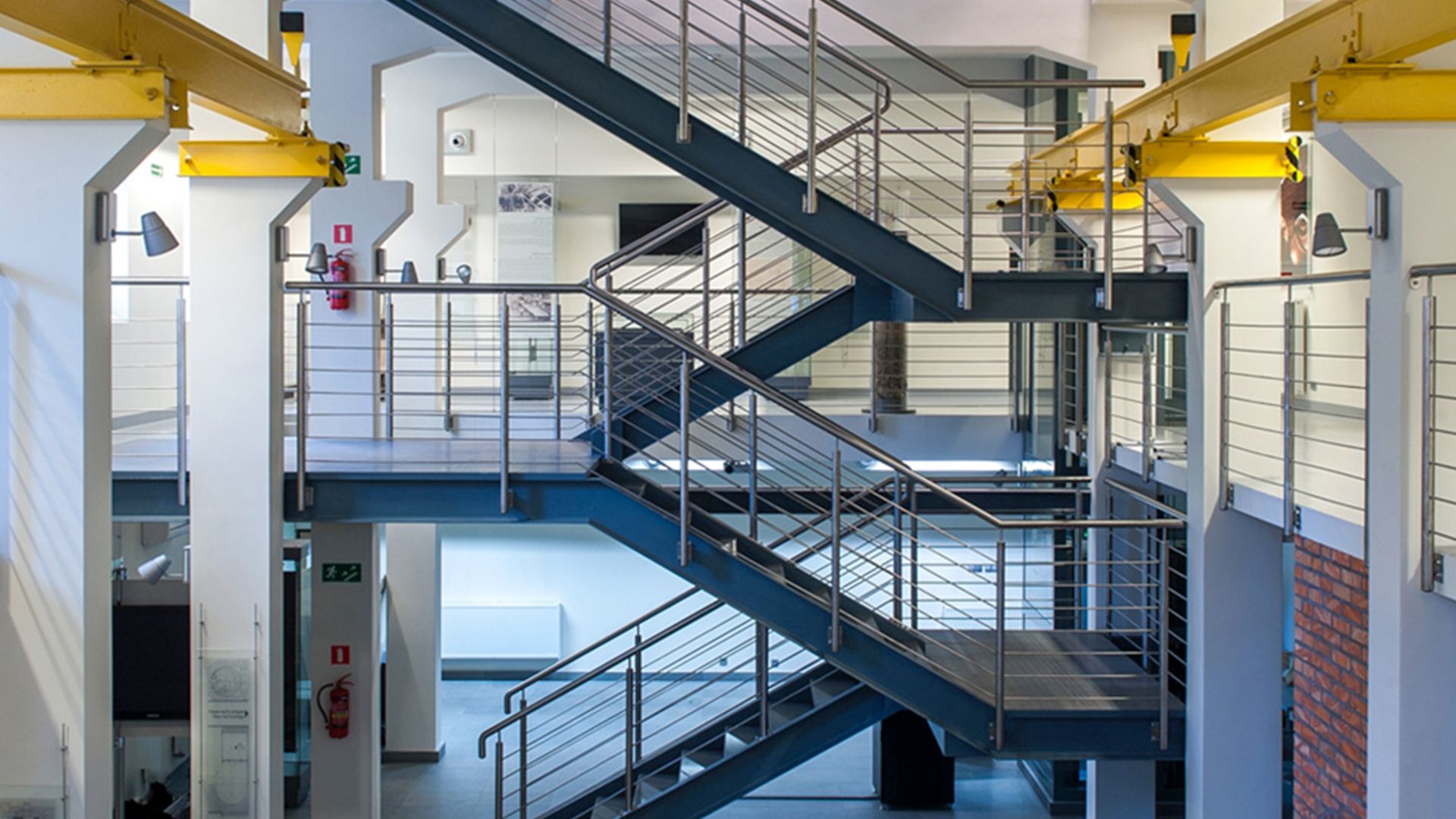 Kreativa - interior design of the MPWiK office in Warsaw, stairs